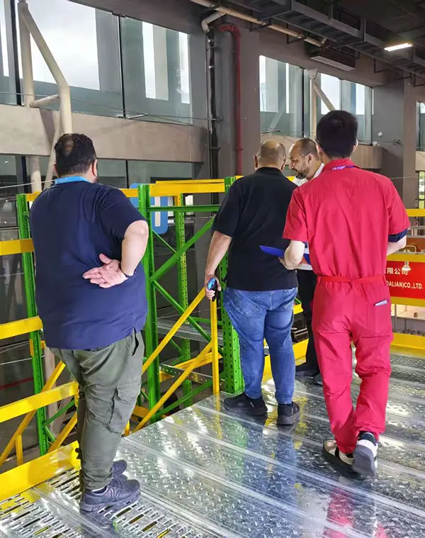 Project engineering consultation on site