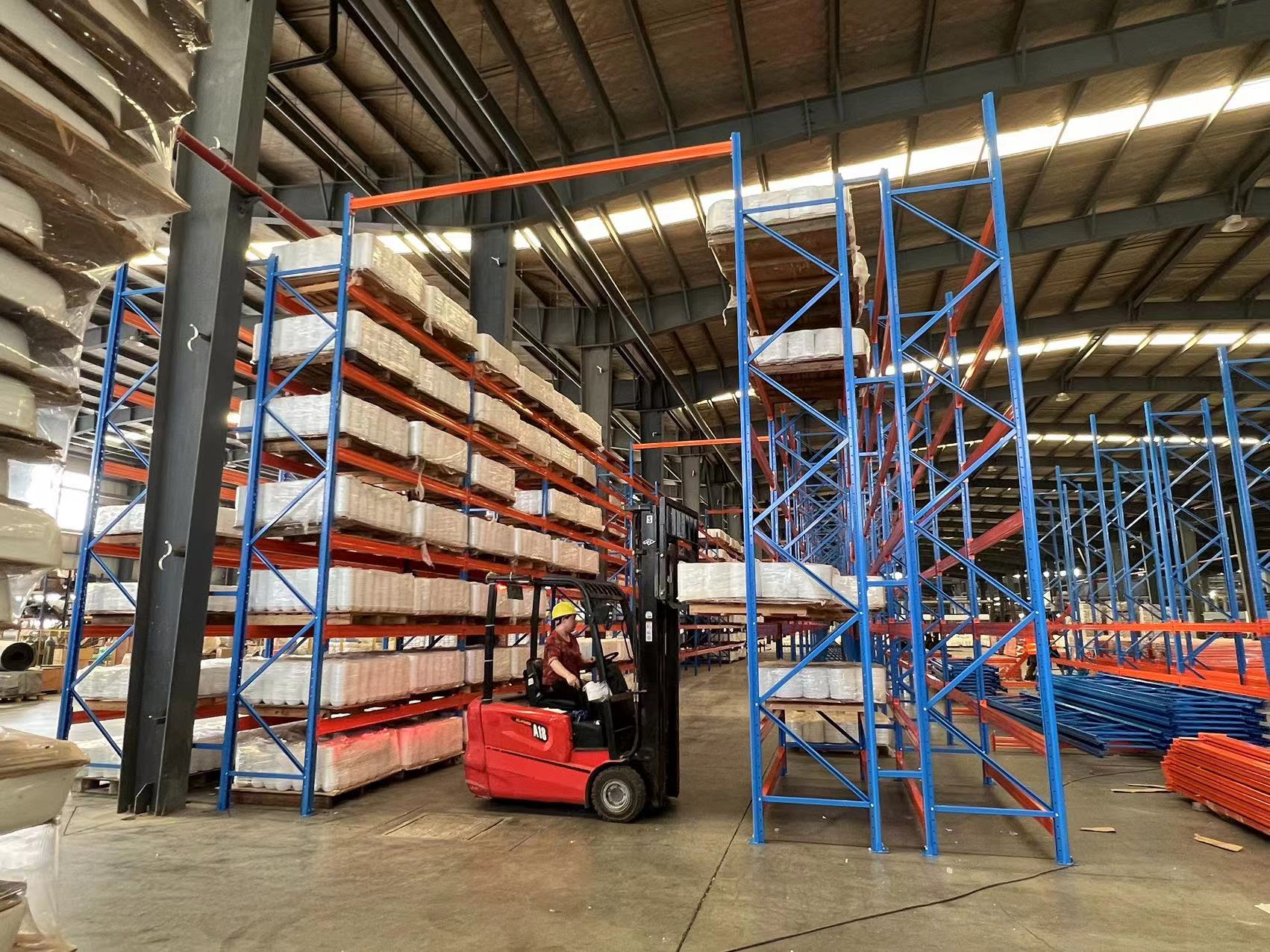 Custom Height Pallet Storage Rack Heavy Load for Industrial Logistics Inventory