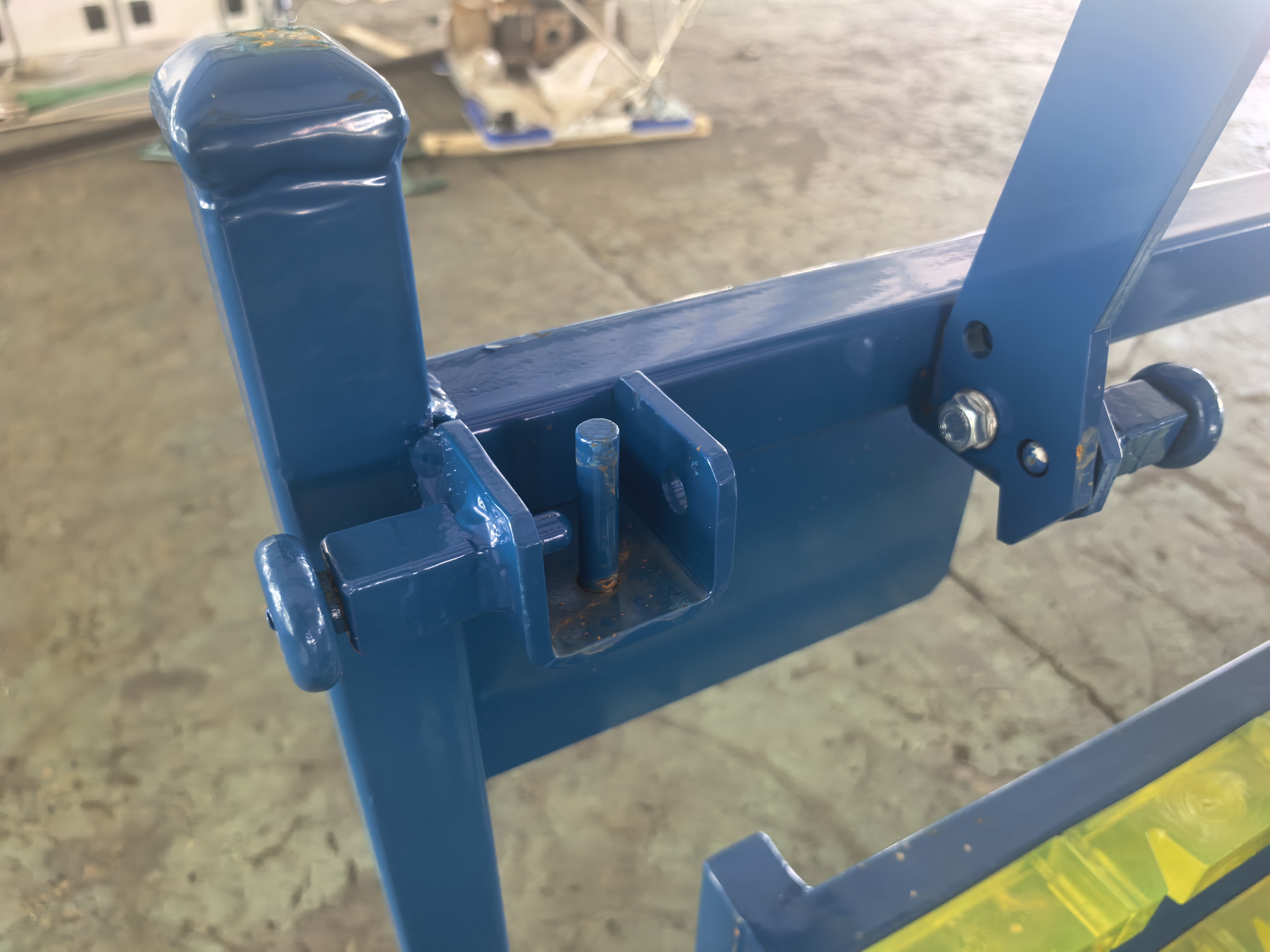 Automotive Parts Storage Rack Adjustable Storage Shelf with Transport Function Heavy-duty Storage Carrier for Car Components