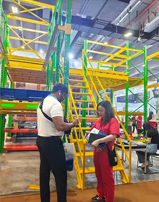 Technical discussion with logistics engineers