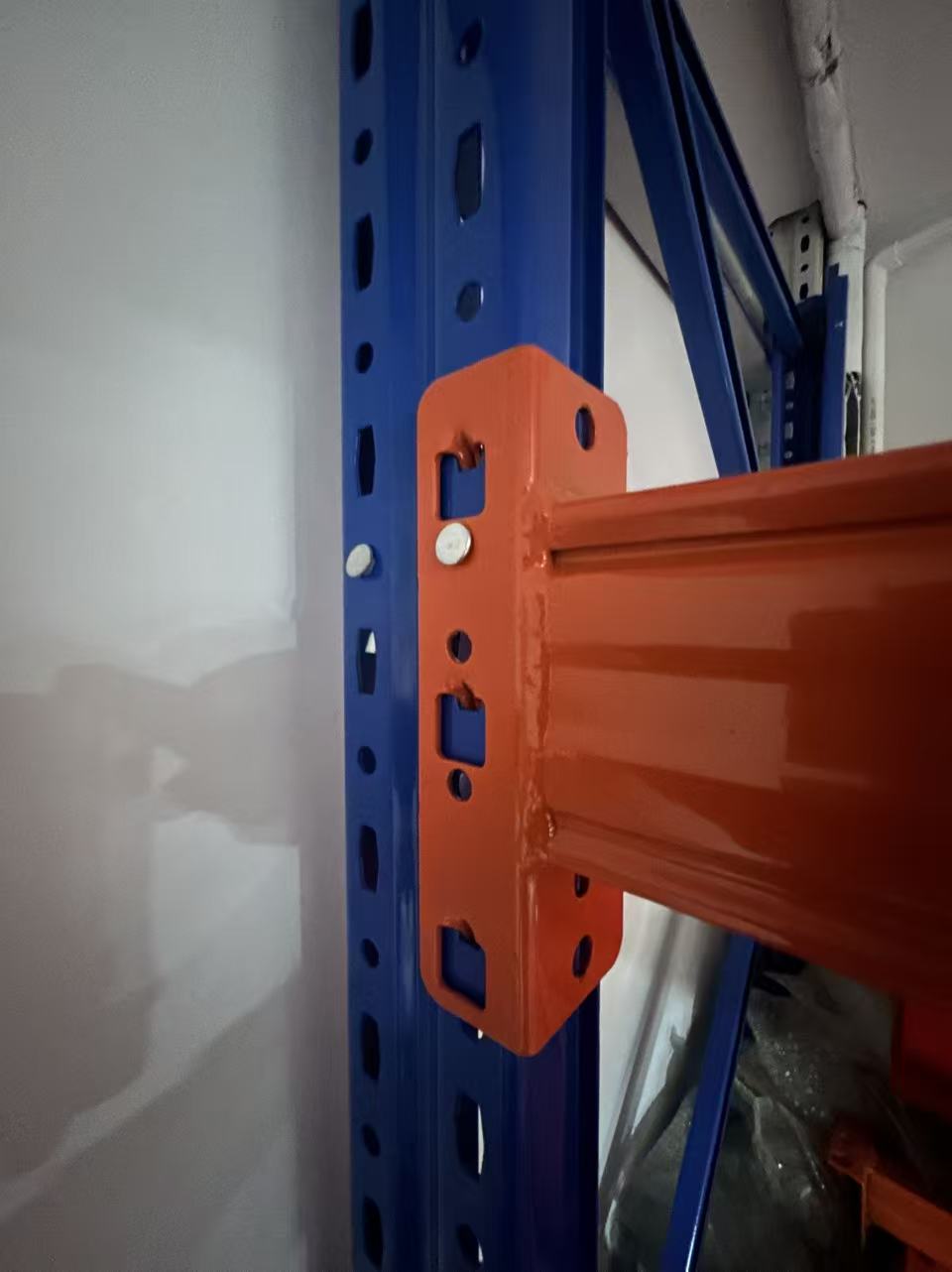 1000kg Per Layer Heavy Duty Adjustable Steel Pallet Rack Powder Coated Beam Racking 2500mm Height Detachable Card Slot Assembly
