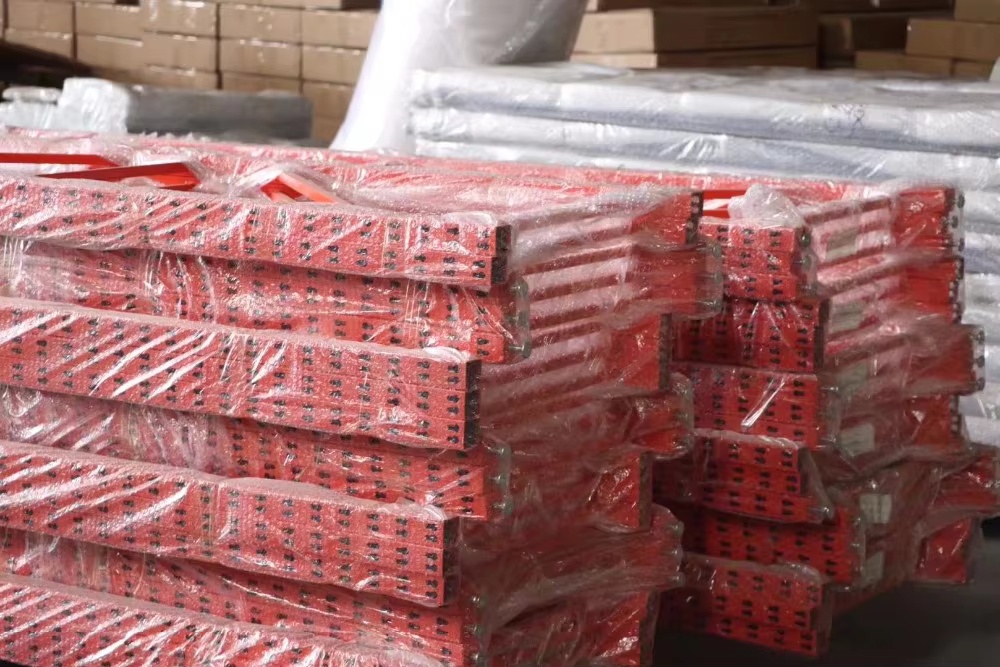 Factory distribution display