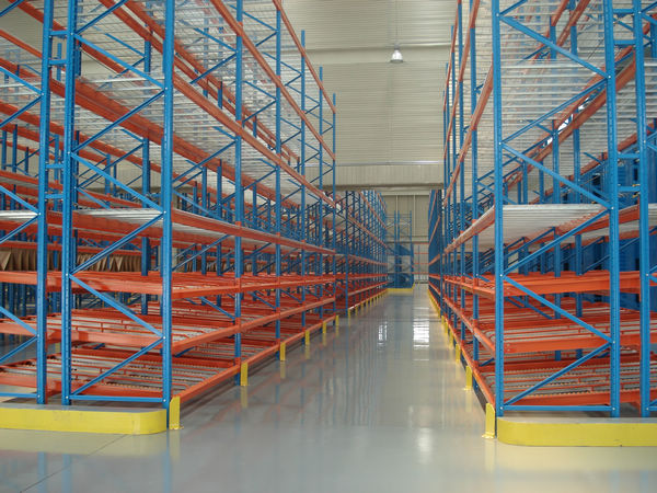 Industrial 5-Layer Adjustable Height Roller Racking Shelf Corrosion Protection Metal Rack for Garage Warehouse Use Fluent