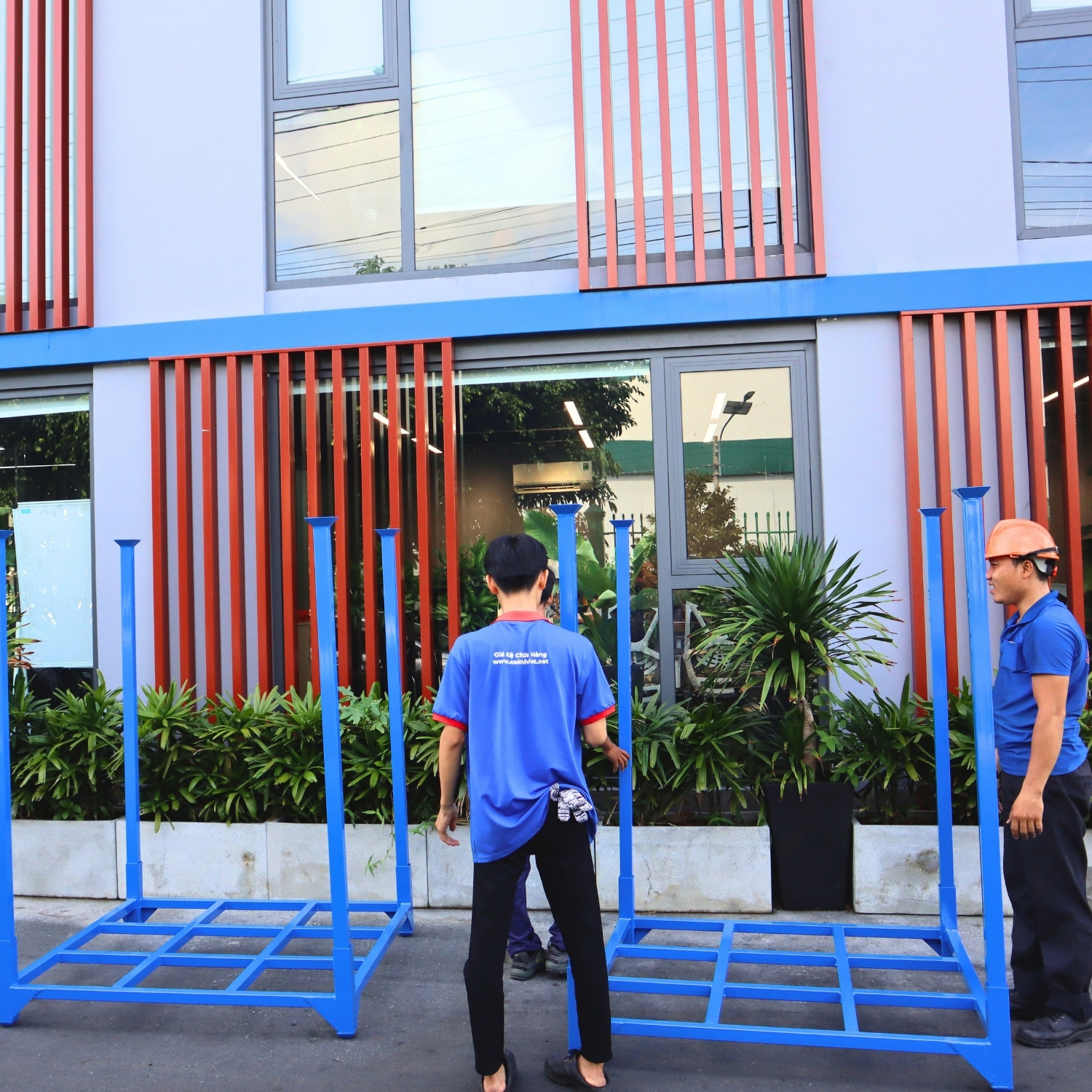 Foldable Steel Pallet With Collapsible Structure Reinforced Steel Frame And Stackable Design Ideal For Warehouse Storage