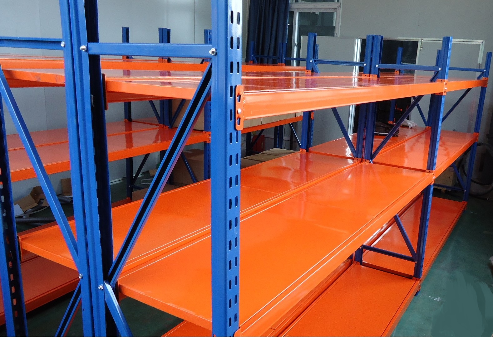 Competitive Price Industrial Medium Duty Shelving System Longspan Rack for Large Scale Warehouse Storage Projects Wholesale
