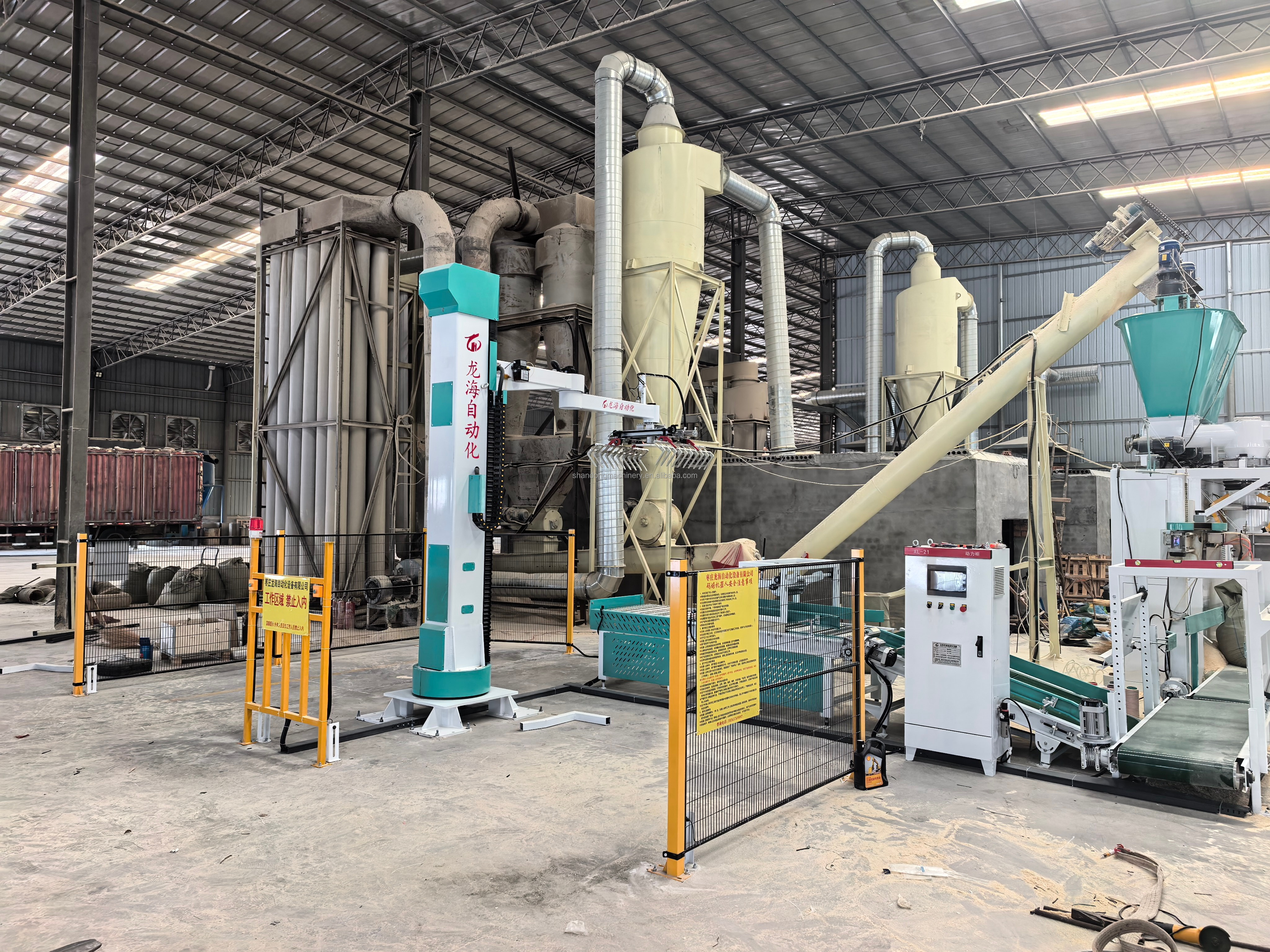 25kg 50kg Bag Column Arm Palletizing Machine Full Automatic Robotic Rotary Bag Palletizer Single Column Bags Palletizer Machine