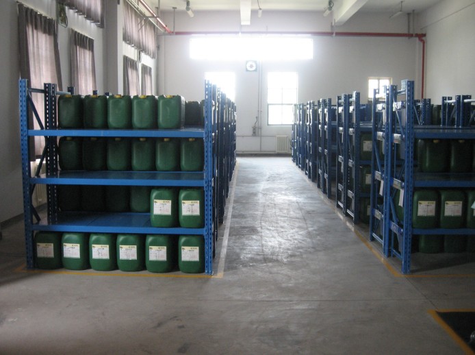 Factory Customized Steel Light Duty Industrial Storage Shelves 4 Layer Warehouse Rack System 200kg Capacity Storage Rack